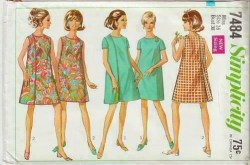 7484 1967 SIMPLICITY WRAP AROUND DRESS PATTERN SHORT SLEEVES OR NOT PATTERN 14 36 B